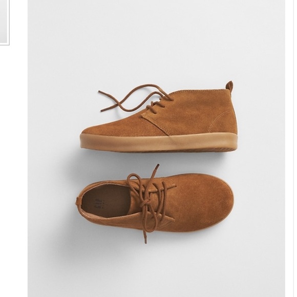 GAP Other - Gap shoes size 10